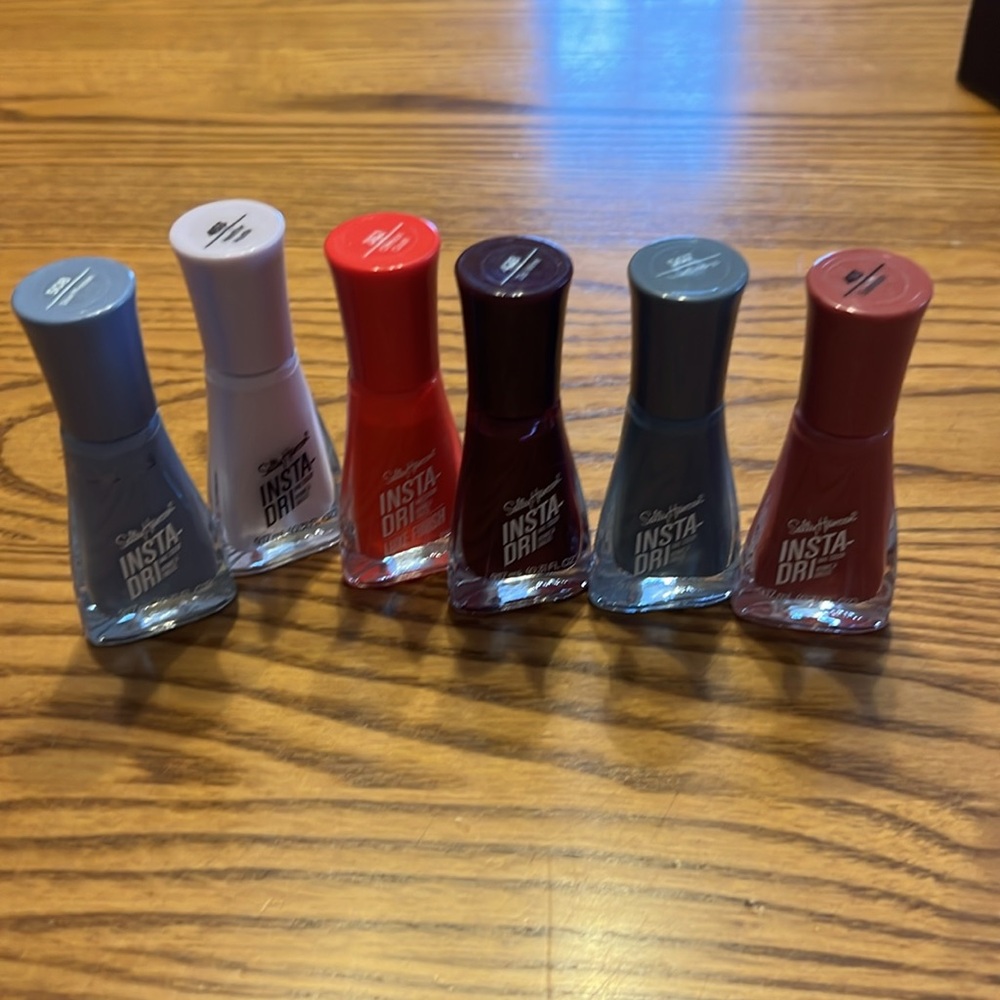 💅🏻Sally Hansen Insta-Dri Multicolored Nail Polish bundle of 6 - 0.31 Fl Oz